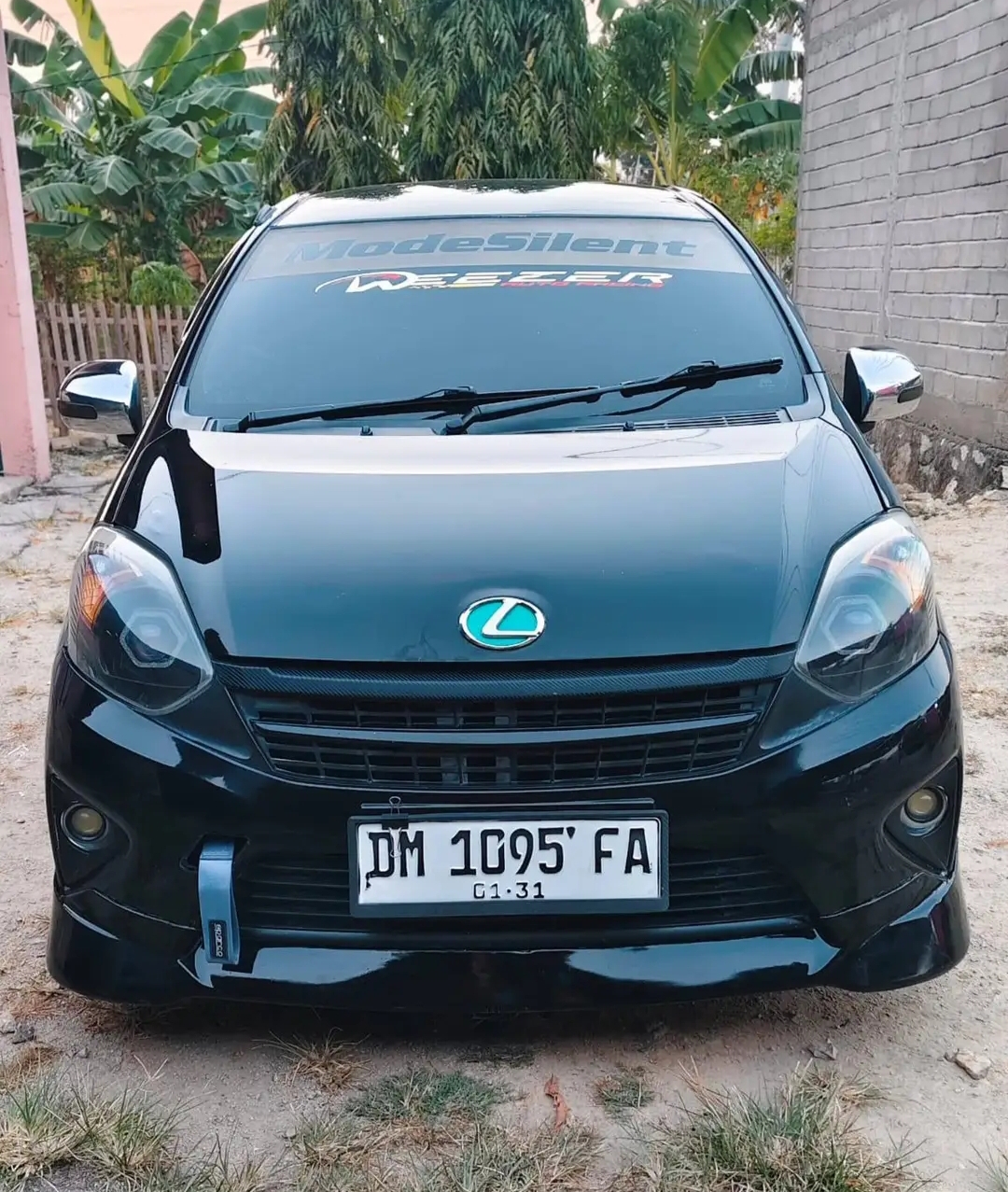 Mobil Agya 