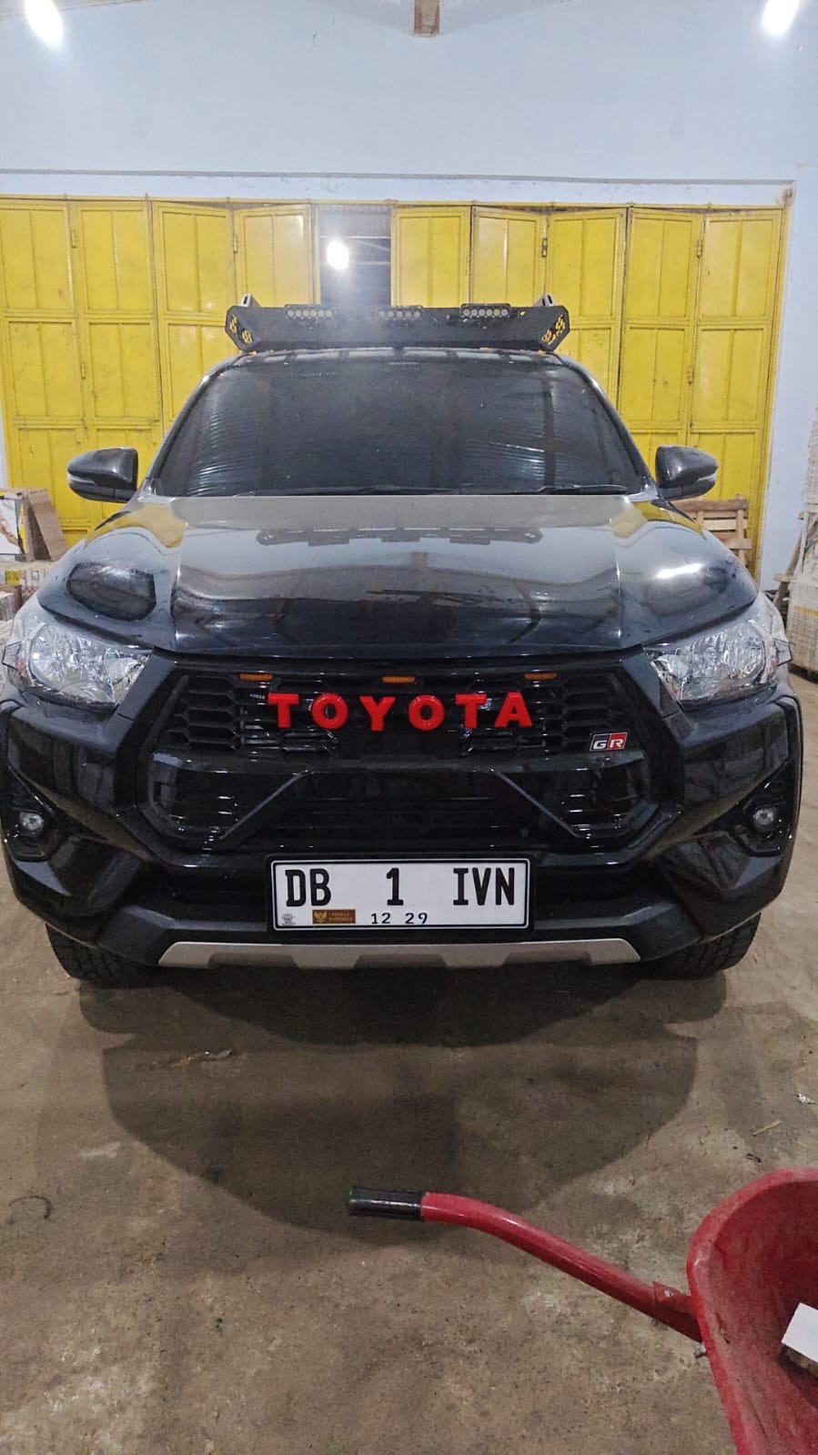 HILUX D-CAB G M/T 4x4