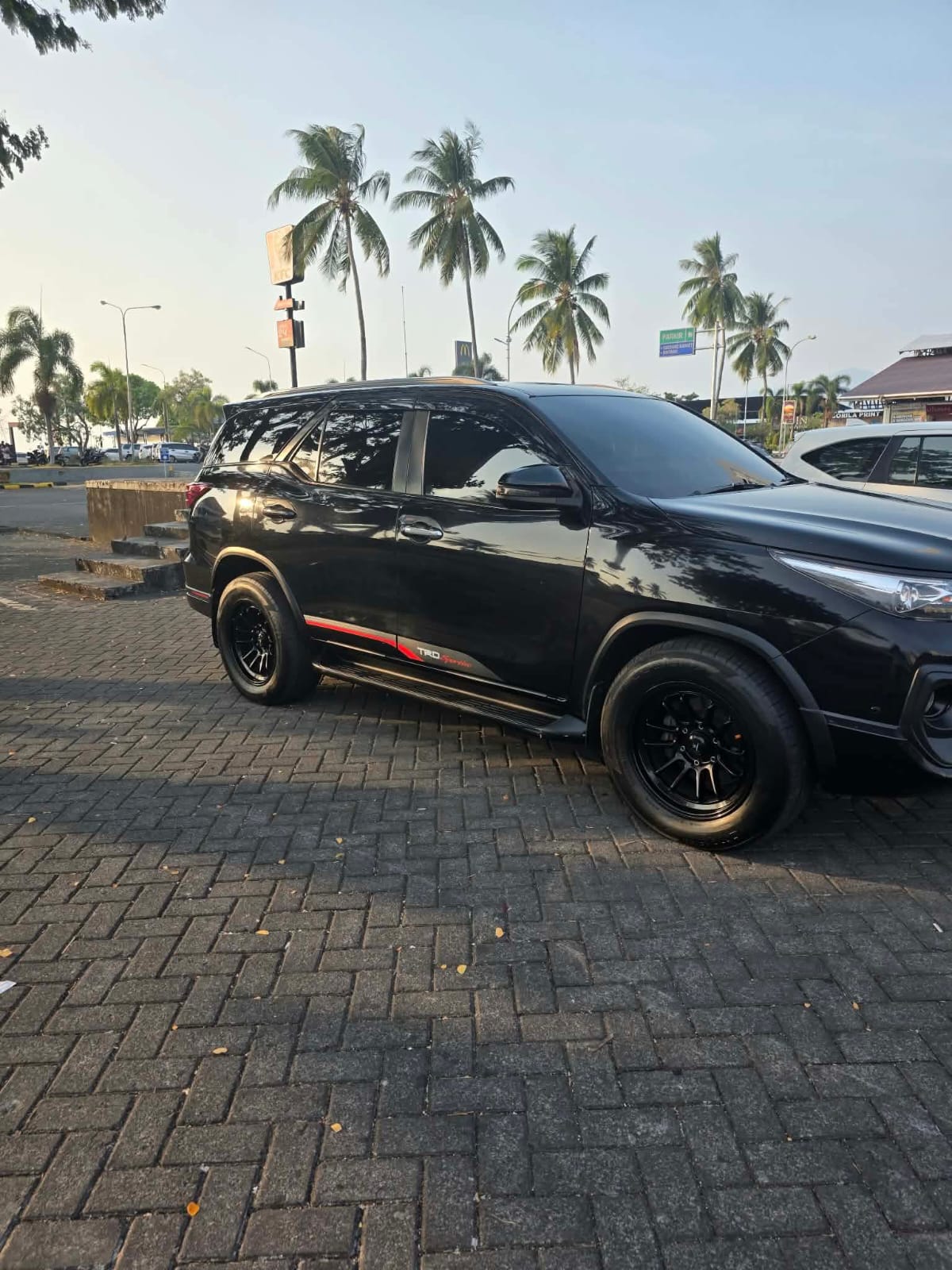 Fortuner VRZ Trd A/T 